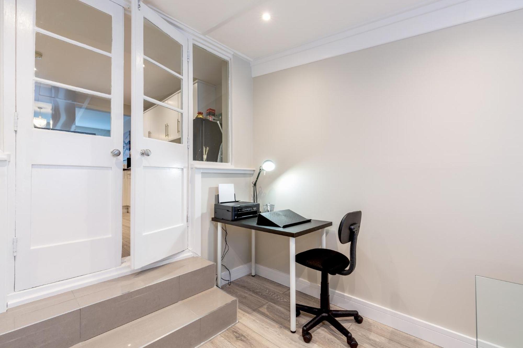 Dartford, Kent - Modern 2Bd 2Bath En-Suite Bungalow M25 Bluewater Exterior photo