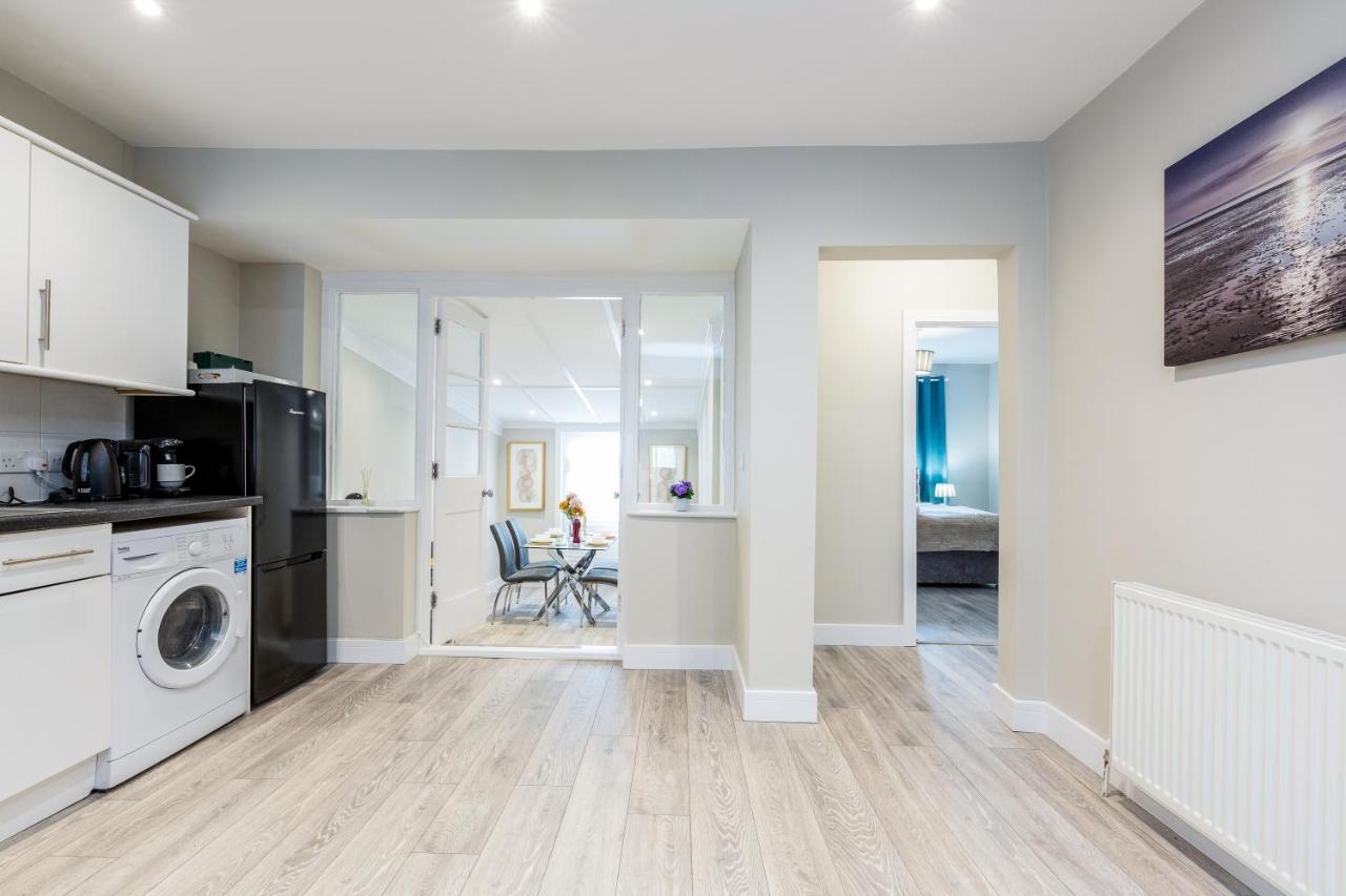 Dartford, Kent - Modern 2Bd 2Bath En-Suite Bungalow M25 Bluewater Exterior photo